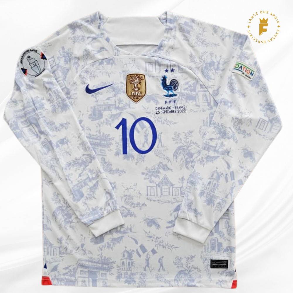 Camisa França Nations League 2022-23, vers jogador Mbappé, autografada