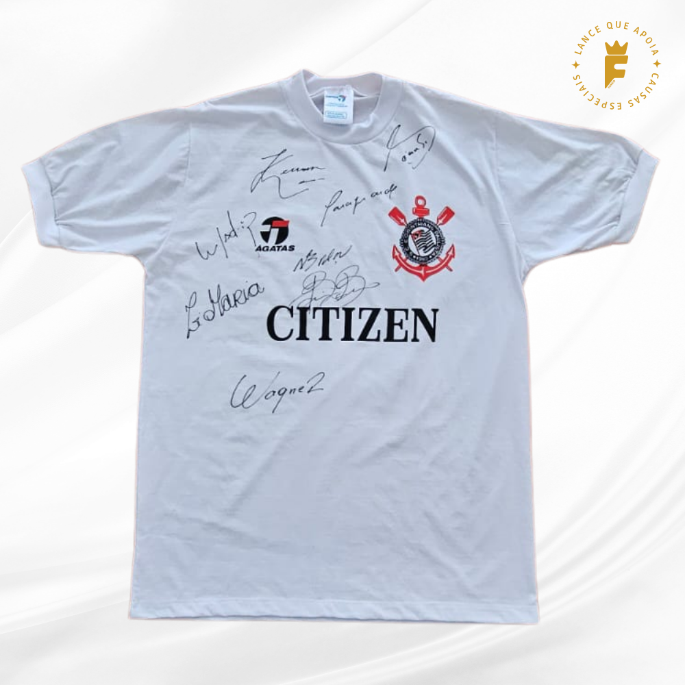 Camisa Corinthians 1984 reedição, autografada Sócrates, Zé Maria, Biro Biro, Wladimir, Zenon, Wagner e Casagrande.