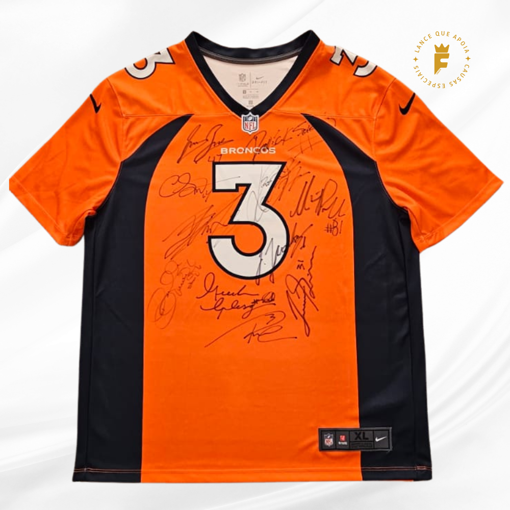Camisa Denver Broncos 2022 N3 autografada 11 jogadores do elenco.