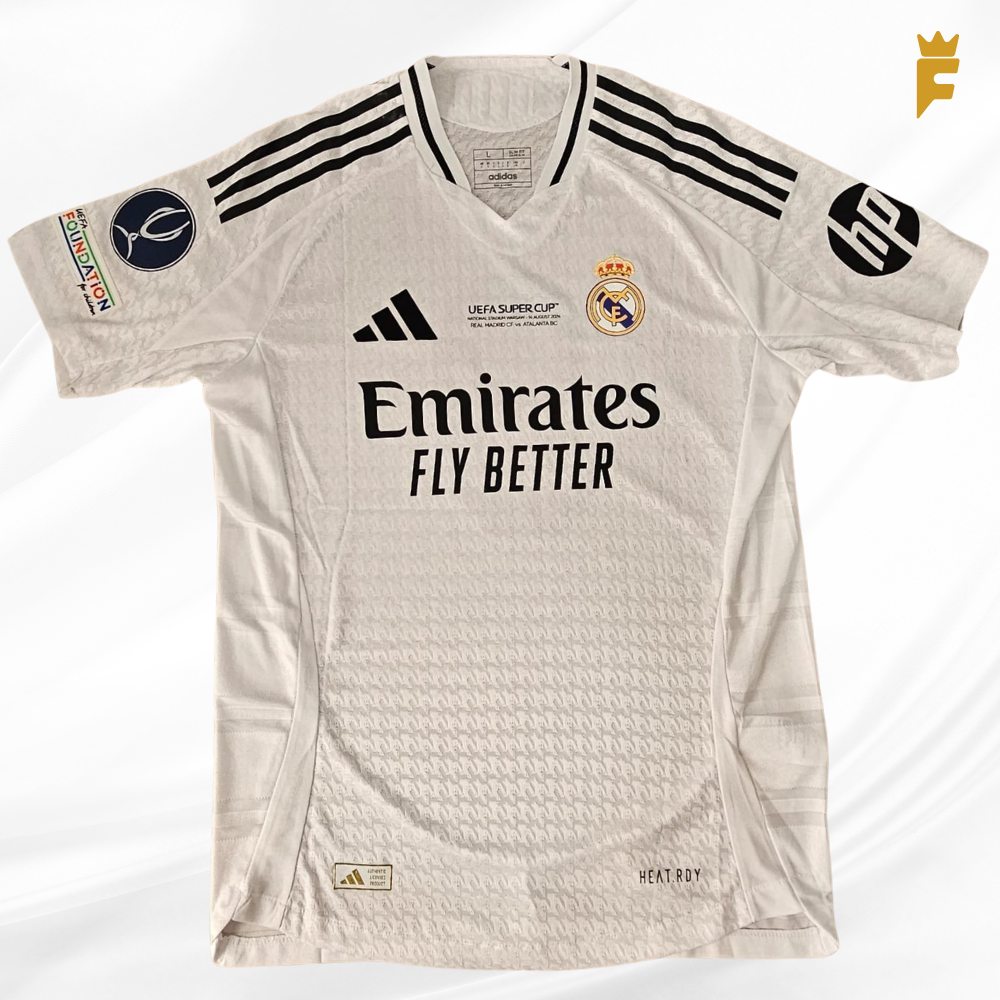 Camisa Real Madrid 2024 UEFA SUPER CUP, vers jogador, autografada Mbappé