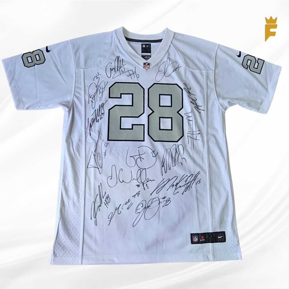 Camisa NFL oficial Las Vegas Raiders 2021,  N.28 autografada 14 jogadores
