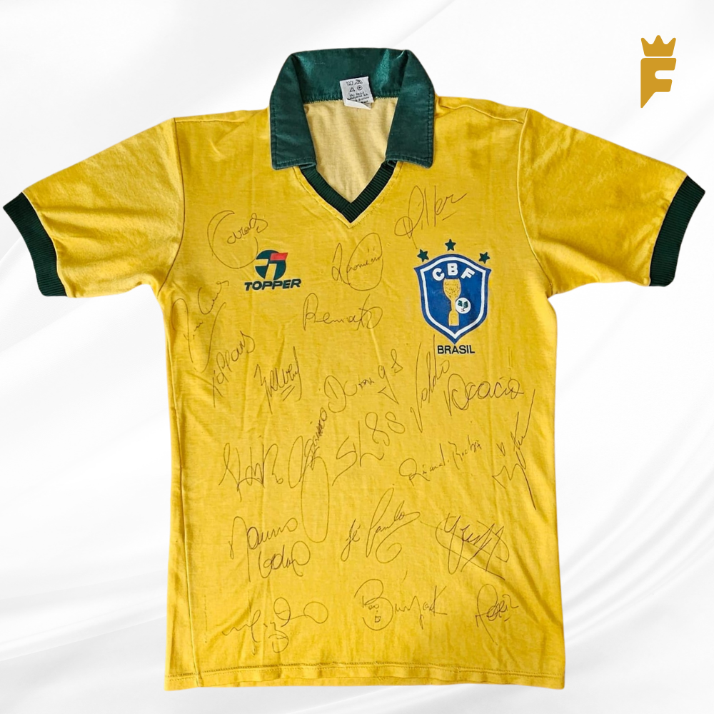 Camisa do oficial do Brasil Copa Do Mundo 1990 autografada 21 jogadores